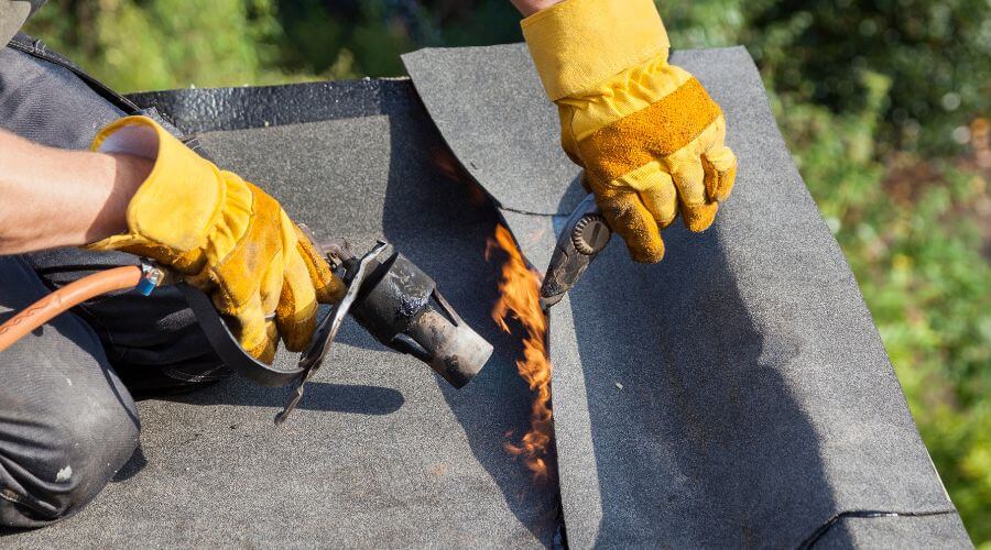 Expert Emergency Roof Repairs services in Maplesville, AL